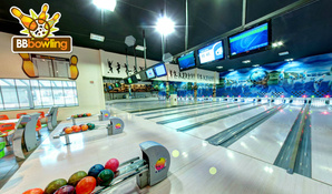 1 Hora na Pista de Boliche para até 8 Pessoas no BBbowling, convide os Amigos e venha dar um Strike do Tédio!