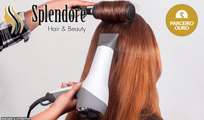 De vida ao seus cabelos! Cauterização com reposição de massa capilar e escova na Splendore Hair e Beauty