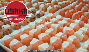 Fome de oferta! Buffet livre de sushis com uma enorme variedade, pratos quentes e yakisobas no Osaka Sushi Bar válido de segunda a sábado