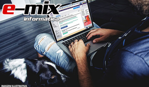 Formatação completa de computador ou notebook com instalação de antivírus e diversos programas operacionais na E-Mix Informática no centro de Criciúma