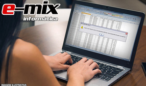Formatação completa de computador ou notebook com instalação de antivírus e diversos programas operacionais na E-Mix Informática no centro de Criciúma