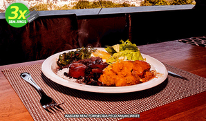 FAMÍLIA ROSSO RESTAURANTE E PIZZARIA: almoço com sistema buffet livre com saladas, frios, massas, carnes, pratos quentes, pratos vegetarianos e sobremesas, atendimento de TERÇA A DOMINGO
