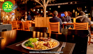 SANTO BOTECO CHOPERIA: almoço buffet livre com pratos quentes de massas, risotos, carnes, saladas e sobremesas em anexo ao Nações Shopping
