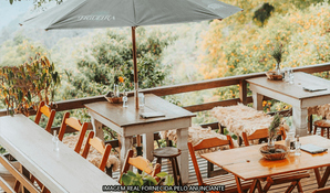 RESTAURANTE CASA FIGUEIRA: almoço com buffet livre em uma excelente vista ao ar livre em Gramado