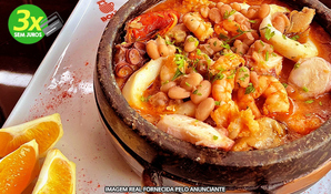 RESTAURANTE BOIÃO: feijoada de frutos do mar com acompanhamentos para 1 ou 2 pessoas
