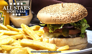 Hambúrger artesanal com 200g de carne de costela com batatas rústicas no All Stars Sports Bar, válido de terça a sexta