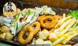 Happy hour com a galera! Tábua Barão para 4 pessoas no Barão Bier Pub válido de quarta a segunda para consumo no local