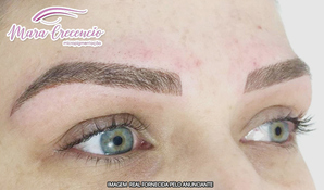 Realista, natural e seguro! Sobrancelha fio a fio microblading 3D na Mara Crecencio Micropigmentação válido de segunda a sábado
