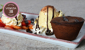 Que a nossa doçura seja contagiante! Delicioso Petit Gateau na Sorveteria Venezia 311, válido de terça a domingo exclusivamente para consumo no local