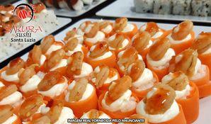 Buffet livre de sushis com uma enorme variedade, pratos quentes e yakisobas no Sakura Sushi, válido de quarta a domingo