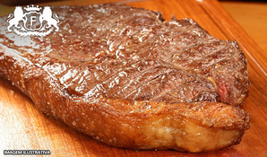 Almoço garantido! Buffet livre com churrasco, cubas quentes, saladas e sobremesas na Família Factory, válido de segunda a segunda a partir de R$ 14,99