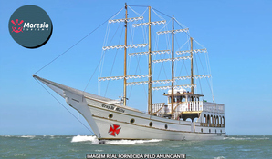 Avante capitão! 3 horas de passeio de Escuna para avistar golfinhos, com parada na Ilha de Anhatomirim com a Maresia Turismo Náutico