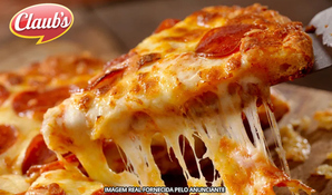 Oferta tamanho família! Pizza gigante 16 fatias no Claub's Lanches, válido de quarta a segunda para retirada no local ou tele-entrega*