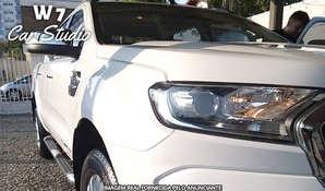 Higienização interna + lavagem técnica + oxi-sanitização na W7 Car Studio, válido de segunda a quinta para todos os tipos de carros