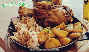 Encantos de São Martinho! Buffet livre comida típica alemã com entrada nas piscinas no Restaurante Recanto da Natureza, válido aos sábados e domingos