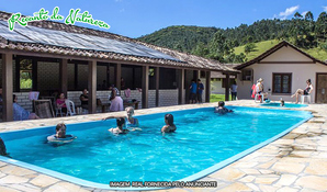 Encantos de São Martinho! Buffet livre comida típica alemã com entrada nas piscinas no Restaurante Recanto da Natureza, válido aos sábados e domingos