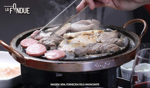 O sabor de Gramado em Araranguá! Sequência de Fondue em 3 etapas (queijo, carnes e chocolate) no La Fondue, válido de quinta a sábado