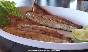 Farol de Santa Marta - Laguna! Anchova grelhada para 2 pessoas + acompanhamentos no Restaurante Sacadas, válido de segunda a segunda