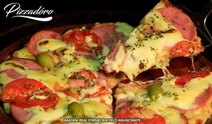 Acabe com a sua fome! Pizza gigante 40cm com 12 fatias na Pizzaria Pizzadoro, válido de terça a domingo para retirada no local ou tele-entrega*