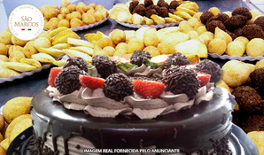 Kit festa! 50 salgados + 50 doces + torta de 1kg na Confeitaria e Padaria São Marcos em Nova Veneza, válido de segunda a sábado para retirada no local