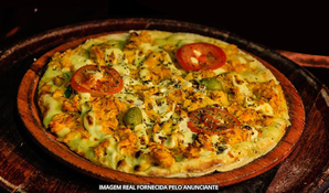PIZZARIA PIZZADORO: pizza broto 25cm e 6 fatias, válido de terça a domingo para retirada no local ou tele-entrega*