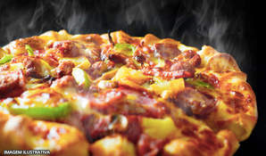 FAMÍLIA ROSSO RESTAURANTE E PIZZARIA: pizza gigante com 45cm e 16 fatias, válido de terça a domingo exclusivamente para retirada no local