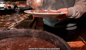 FAMÍLIA ROSSO RESTAURANTE E PIZZARIA: FEIJOADA com buffet livre, entrada, acompanhamentos, saladas, frios e sobremesas, válido aos sábados