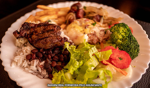 CHOPERIA SANTO BOTECO: almoço sistema buffet livre com pratos quentes de massas, risotos, carnes, saladas e sobremesas, válido de segunda a sexta