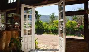CASA NOSSA RESTAURANTE RURAL: almoço caseiro com polenta e galinha caipira, saladas e sobremesas, válido aos sábados e domingos em Praia Grande - SC