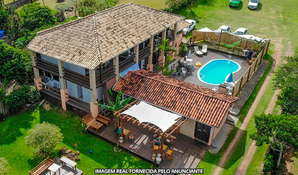 POUSADA KAUAI: 1 diária para 2 pessoas com café da manhã e piscina na Praia do Rosa - SC