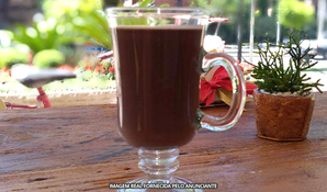 DOLCE LATTE CAFETERIA: 2 chocolates quentes, válido de segunda a sábado em Gramado - RS