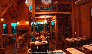 FORNO A LENHA RISTORANTE E PIZZARIA: rodízio de pizzas salgadas e doces (forno a lenha) e sequência de massas, risotos, nhoque, frango e coração grelhados