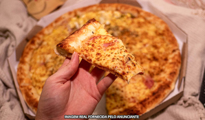 CLAUB'S LANCHES: pizza gigante com 45cm e 16 fatias para retirada no local ou tele-entrega*
