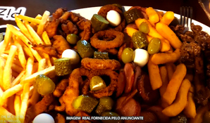 MUMBAY PIZZA & SUSHI: tábua de petiscos e acompanhamentos