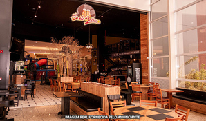 SANTO BOTECO CHOPERIA: almoço buffet livre com pratos quentes de massas, risotos, carnes, saladas e sobremesas em anexo ao Nações Shopping