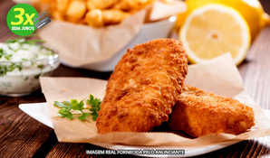 TRAPICHE DAS OSTRAS: filé de peixe espada à milanesa com entrada de bolinho de peixe e acompanhamentos para até 3 pessoas
