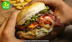 CLAUB'S LANCHES: hambúrguer grelhado OU hambúrguer de costela grelhado na churrasqueira mais batata frita