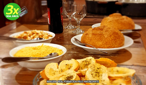 CAFÉ DO IMIGRANTE: buffet livre de sopas servidas no pão italiano + acompanhamentos, anexo ao Parque dos Imigrantes