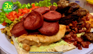CLAUB'S LANCHES: xis da casa com carne artesanal de costela