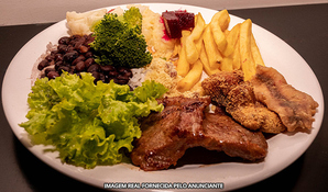 RESTAURANTE CHEF BEER: marmitex ou almoço buffet livre com suco de laranja