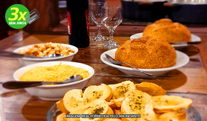 CAFÉ DO IMIGRANTE: buffet livre de sopas servidas no pão italiano + acompanhamentos, anexo ao Parque dos Imigrantes